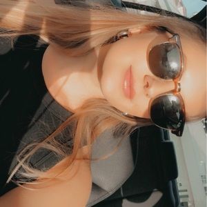 Meet your Posher, Sam